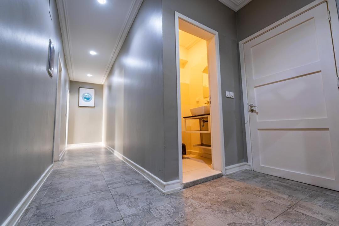 Villa Magnum Douala Esterno foto