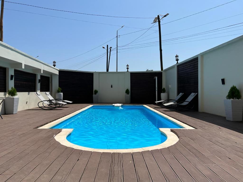 Villa Magnum Douala Esterno foto